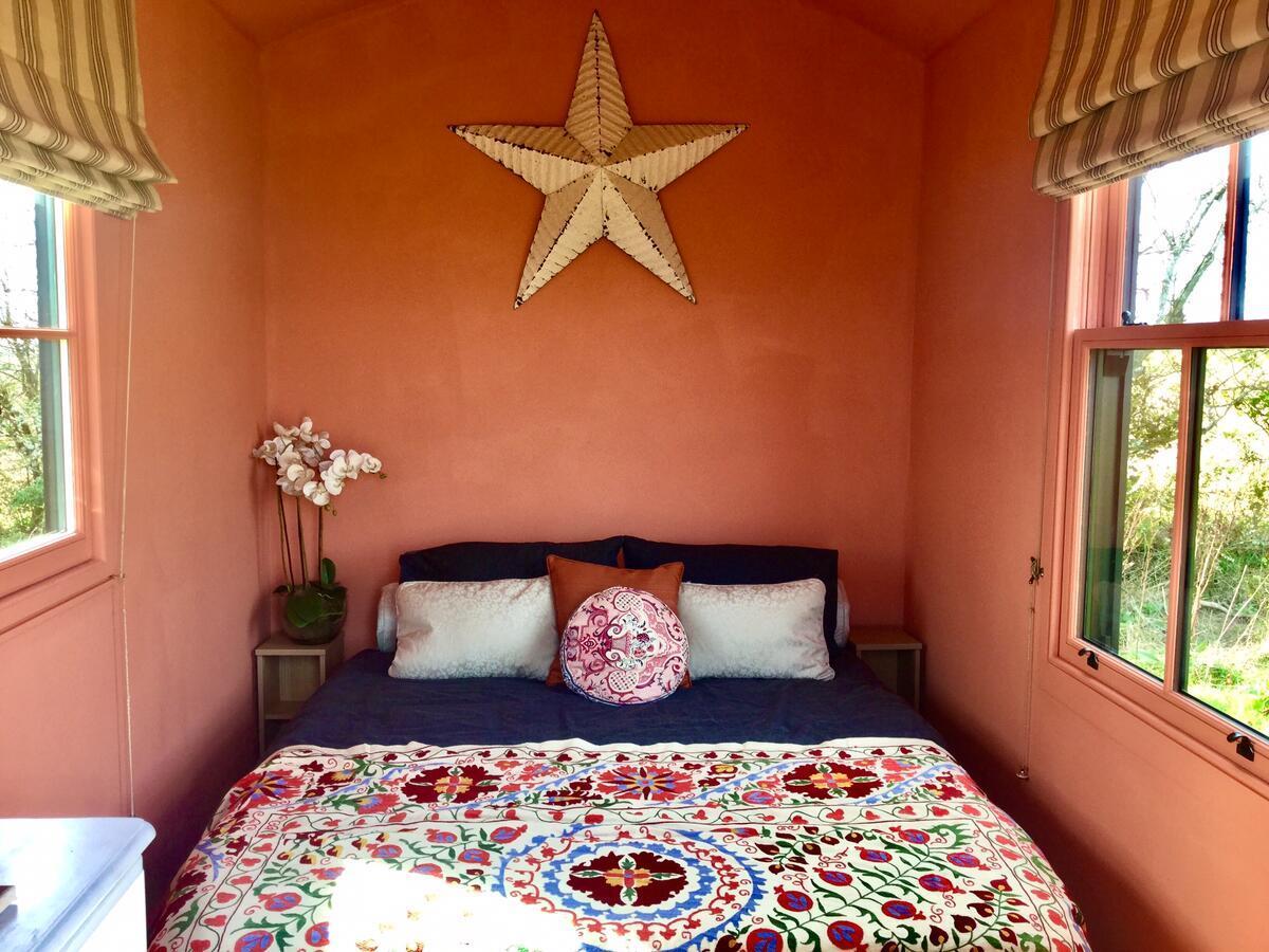 The Oaks Glamping - Pips Cabin Colkirk Extérieur photo