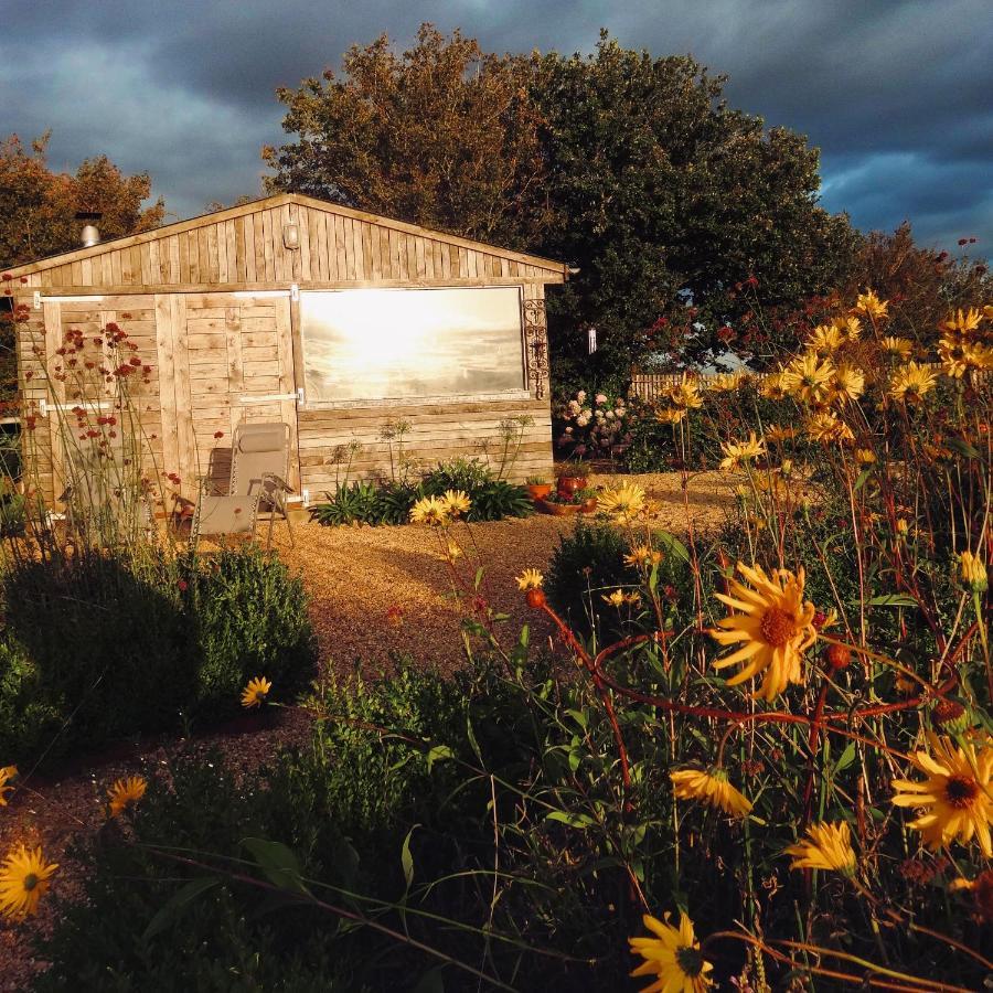 The Oaks Glamping - Pips Cabin Colkirk Extérieur photo